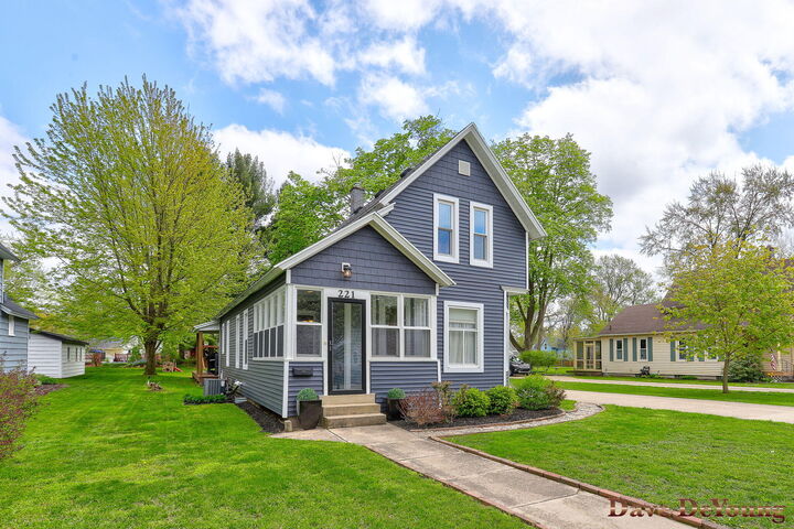 Property Photo:  221 S Maple Street  MI 49464 