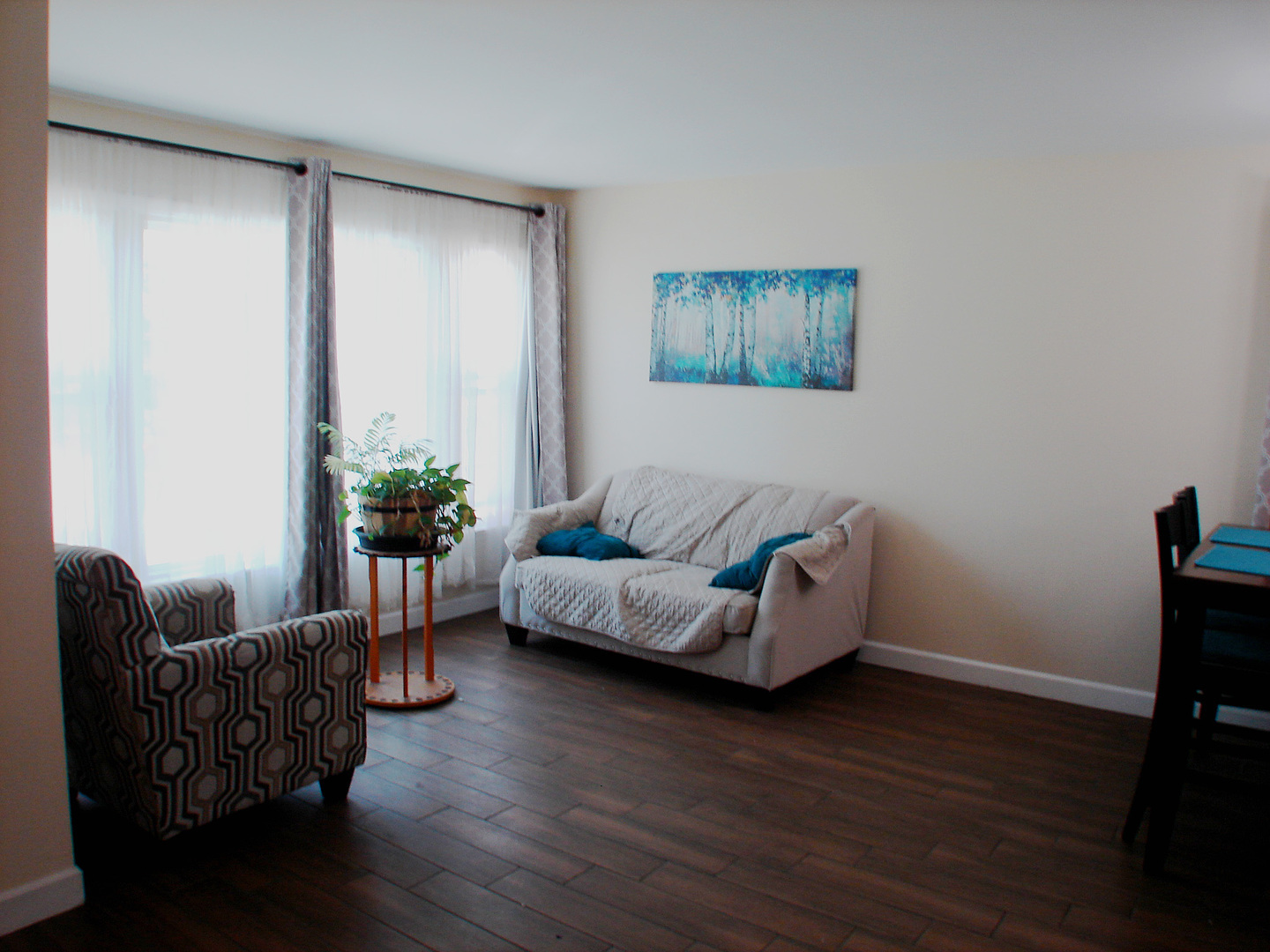 Property Photo: 613 Bonniebrook Avenue IL 60060