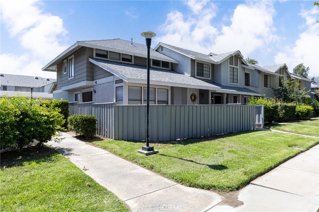 Property Photo:  1380 W 48th Street 30  CA 92407 