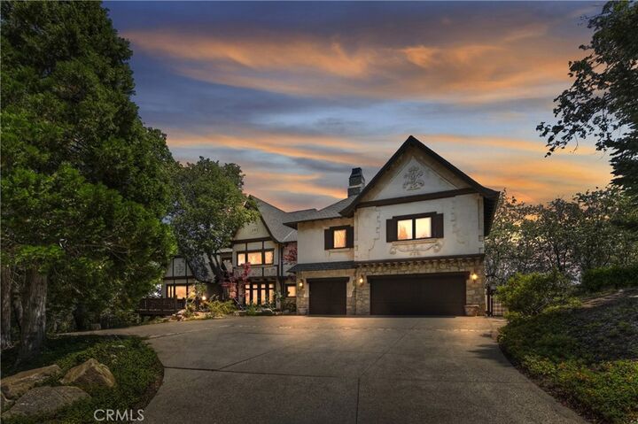 Property Photo: 28324 Somerset Lane CA 92352