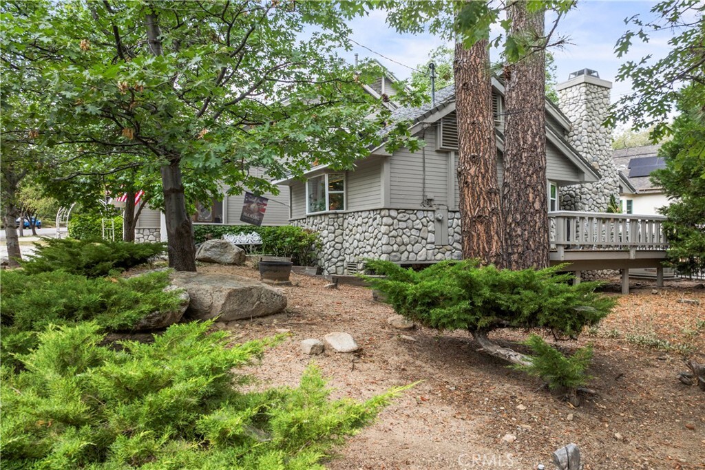 Property Photo: 28116 Lachen Road CA 92352