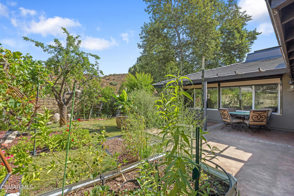 Property Photo:  1641 Trafalgar Place  CA 91361 