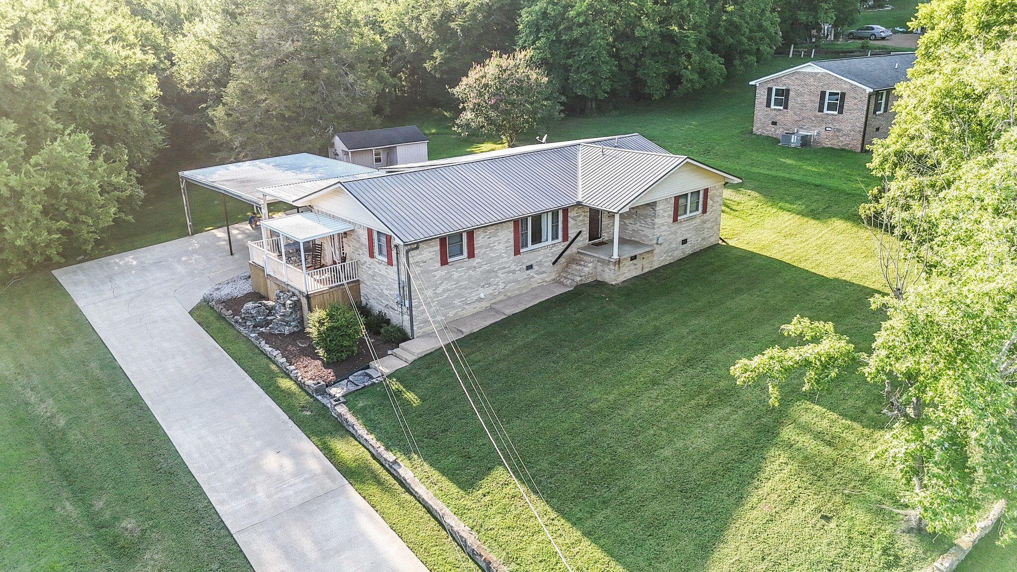 Property Photo: 300 Longview Dr TN 38478