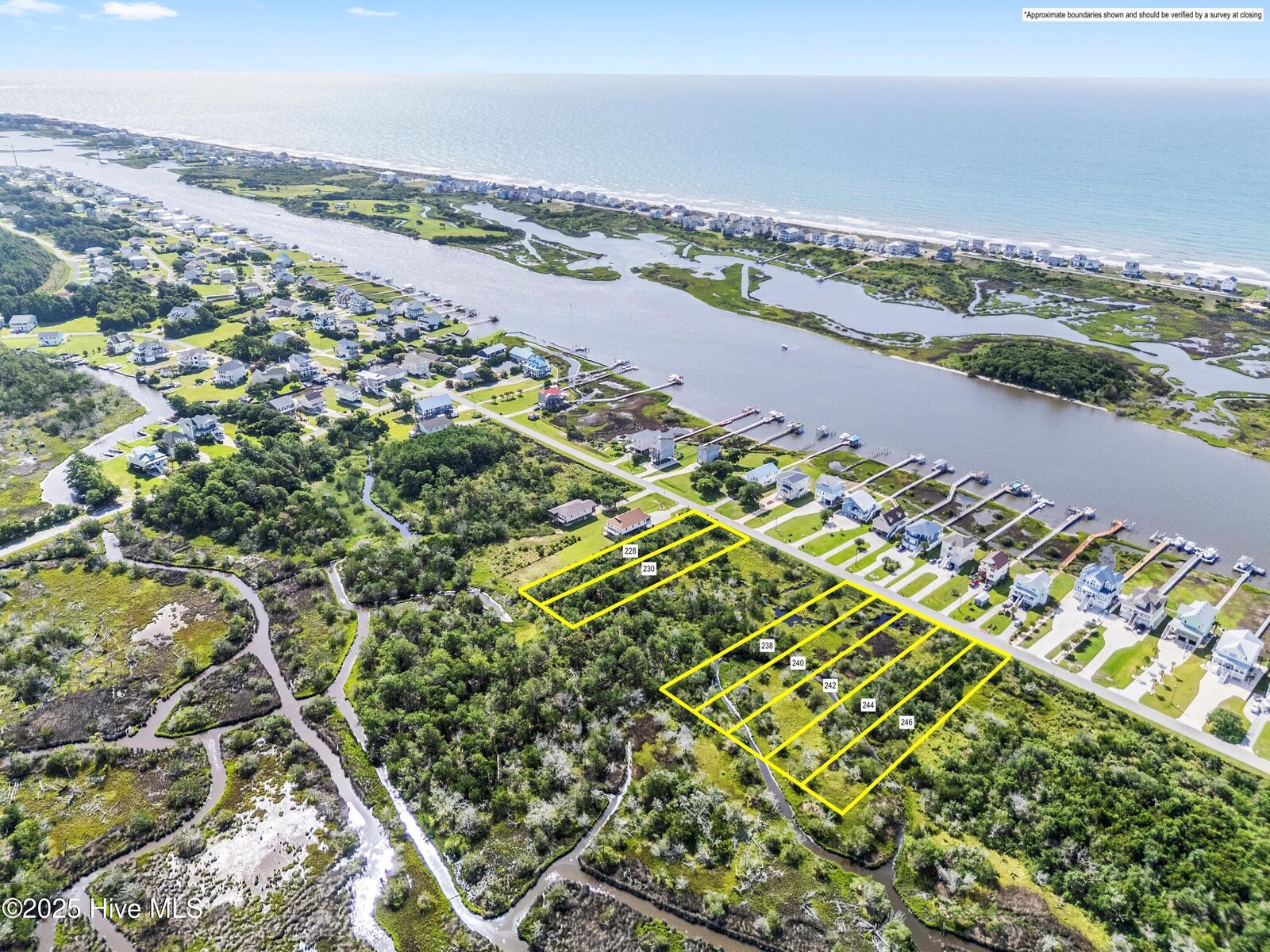 Property Photo: 230 Waterway Drive NC 28460