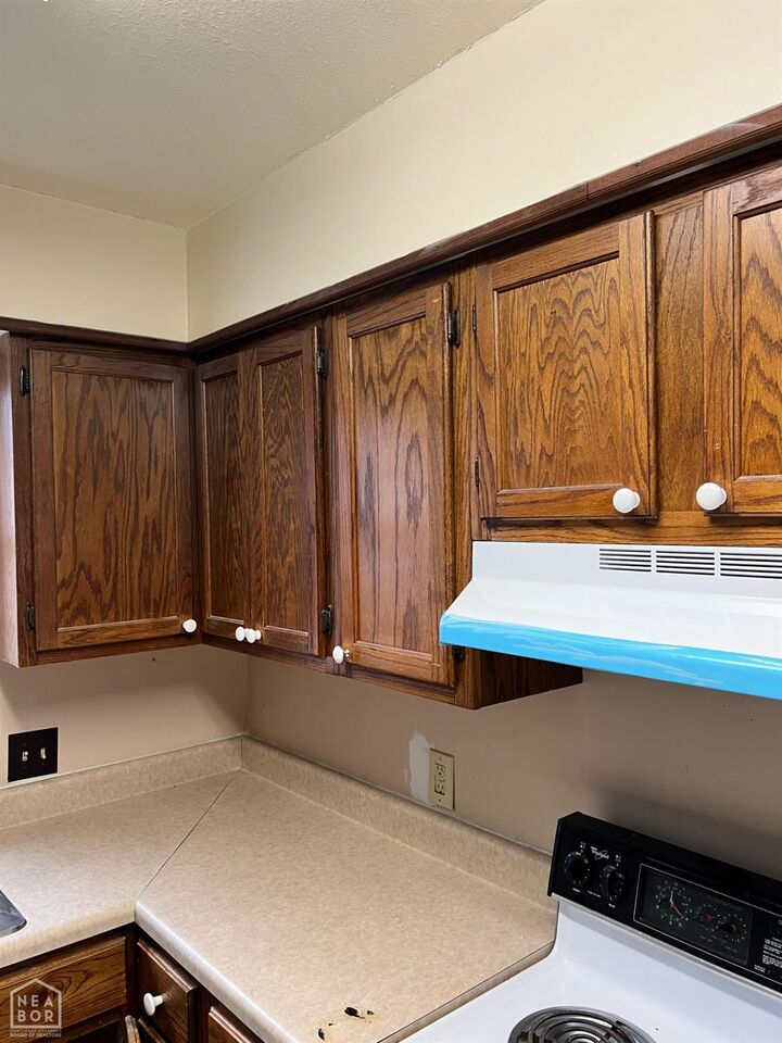 Property Photo:  1320 N Lee Circle  AR 72315