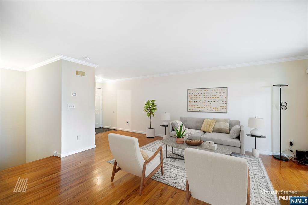 Property Photo:  519 Windsor Drive  NJ 07650 