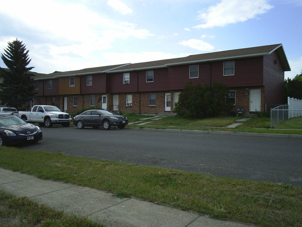 Property Photo: 911 Hialeah Court MT 59601