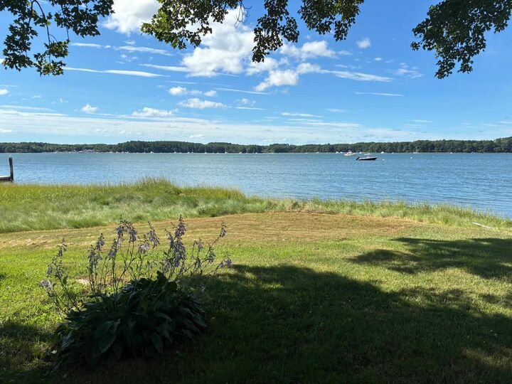 11 Boston Harbor Road  Dover NH 03820 photo