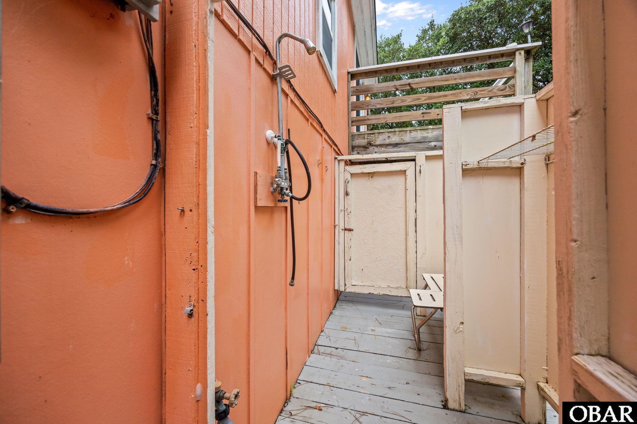 Property Photo:  234 W Lookout Road  NC 27959 