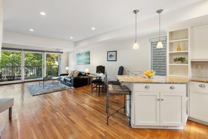 55 Brackett Place B  Marblehead MA 01945 photo