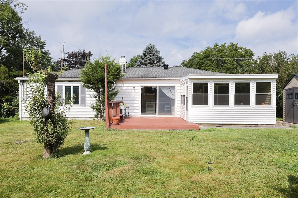Property Photo: 23 Laurie Ln MA 01854