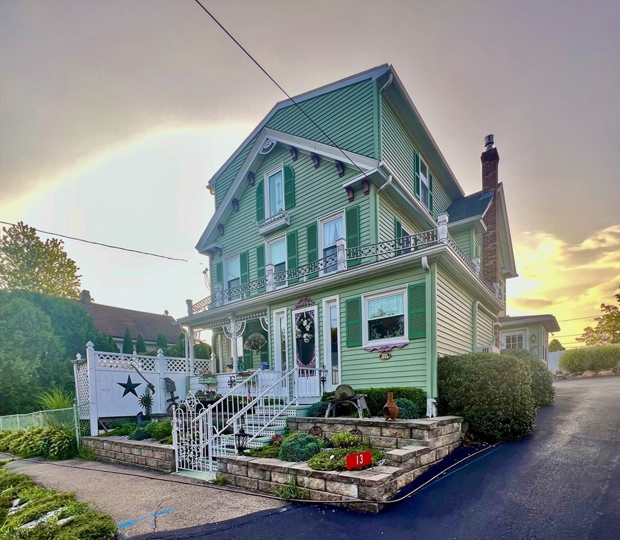 Property Photo:  13 South St  MA 01562 