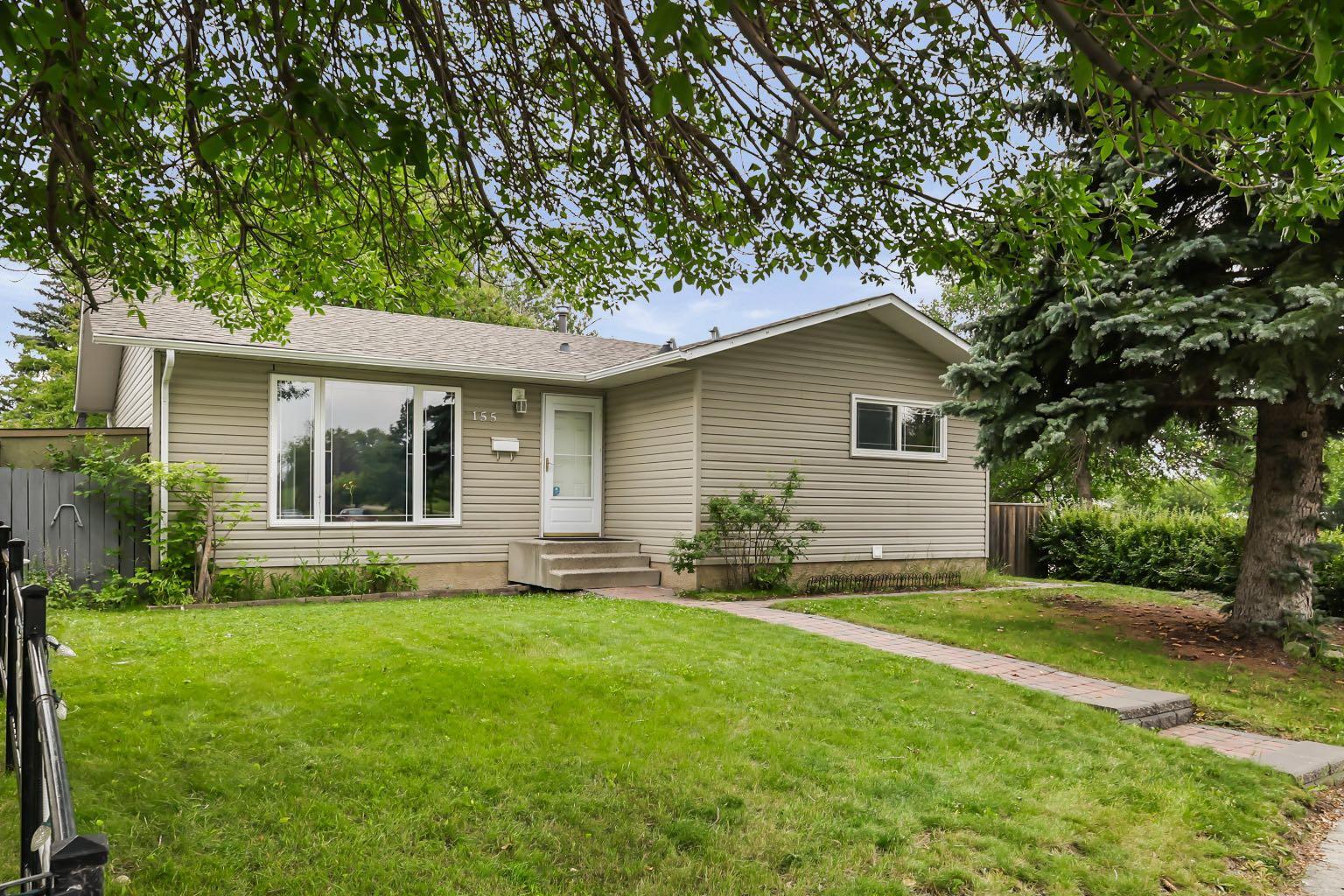 Photo de la propriété: 155 Whiteglen Crescent NE AB T1Y 2Z4