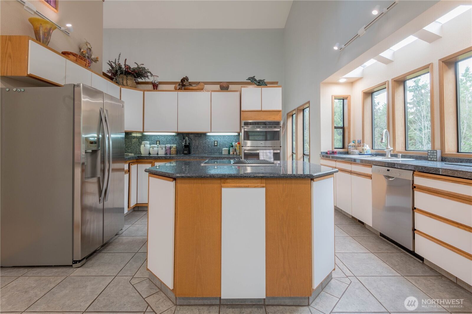 Property Photo: 20695 Mainland View Lane NE WA 98392