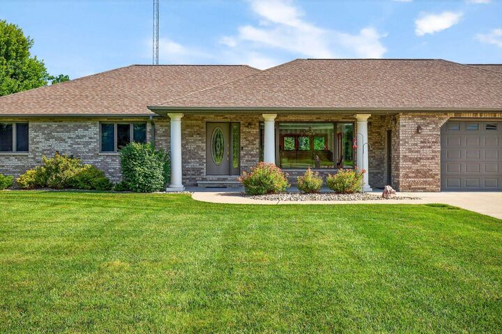 Property Photo:  N1180 County Road Ee  WI 54970 