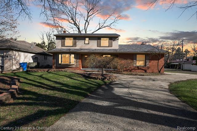 Property Photo: 22204 Dolphin MI 48127