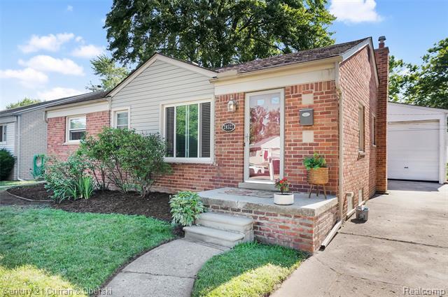 Property Photo: 28522 Herbert Street MI 48071