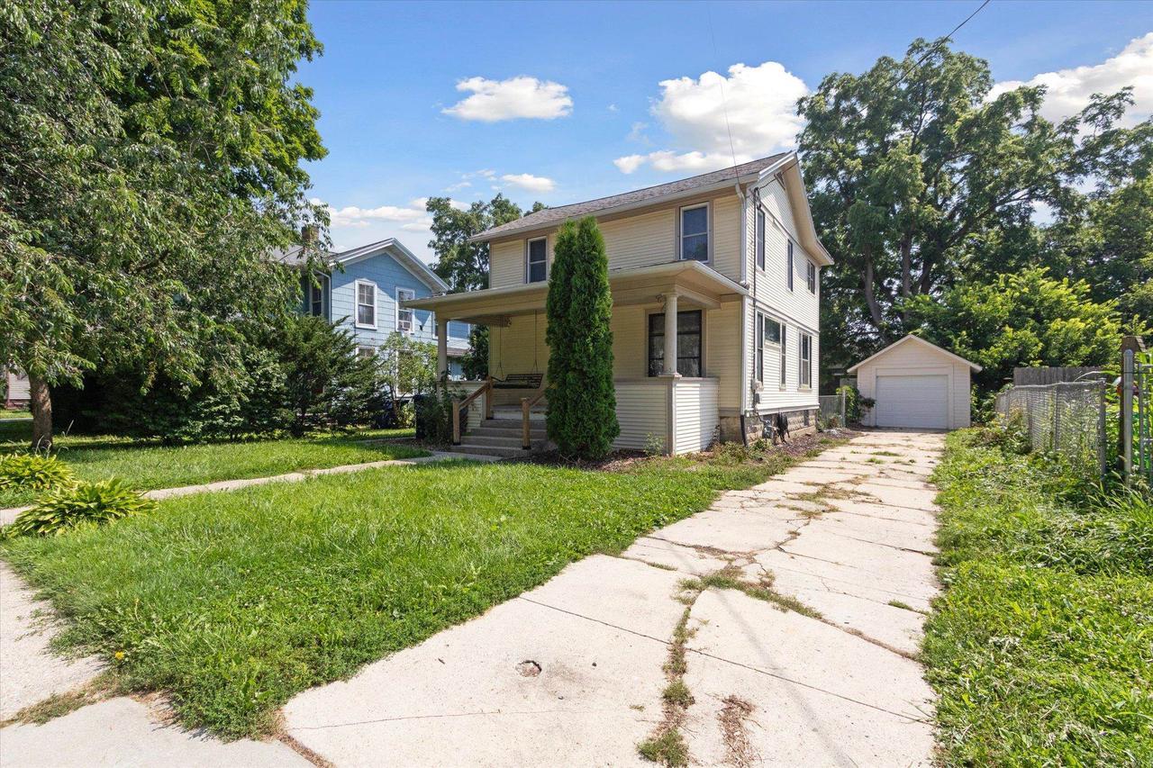 Property Photo: 212 North Washington Street WI 53548