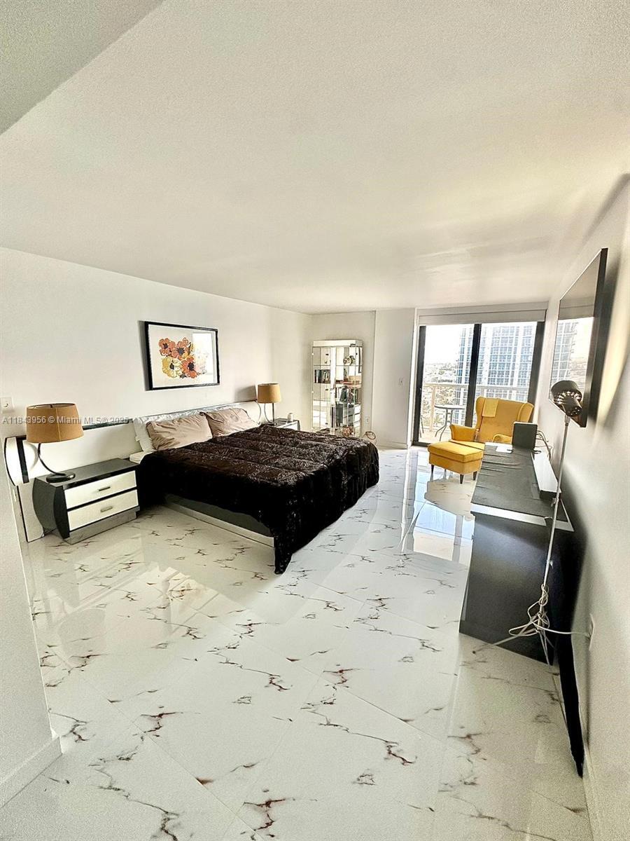 Property Photo: 6423 Collins Ave 1709 FL 33141