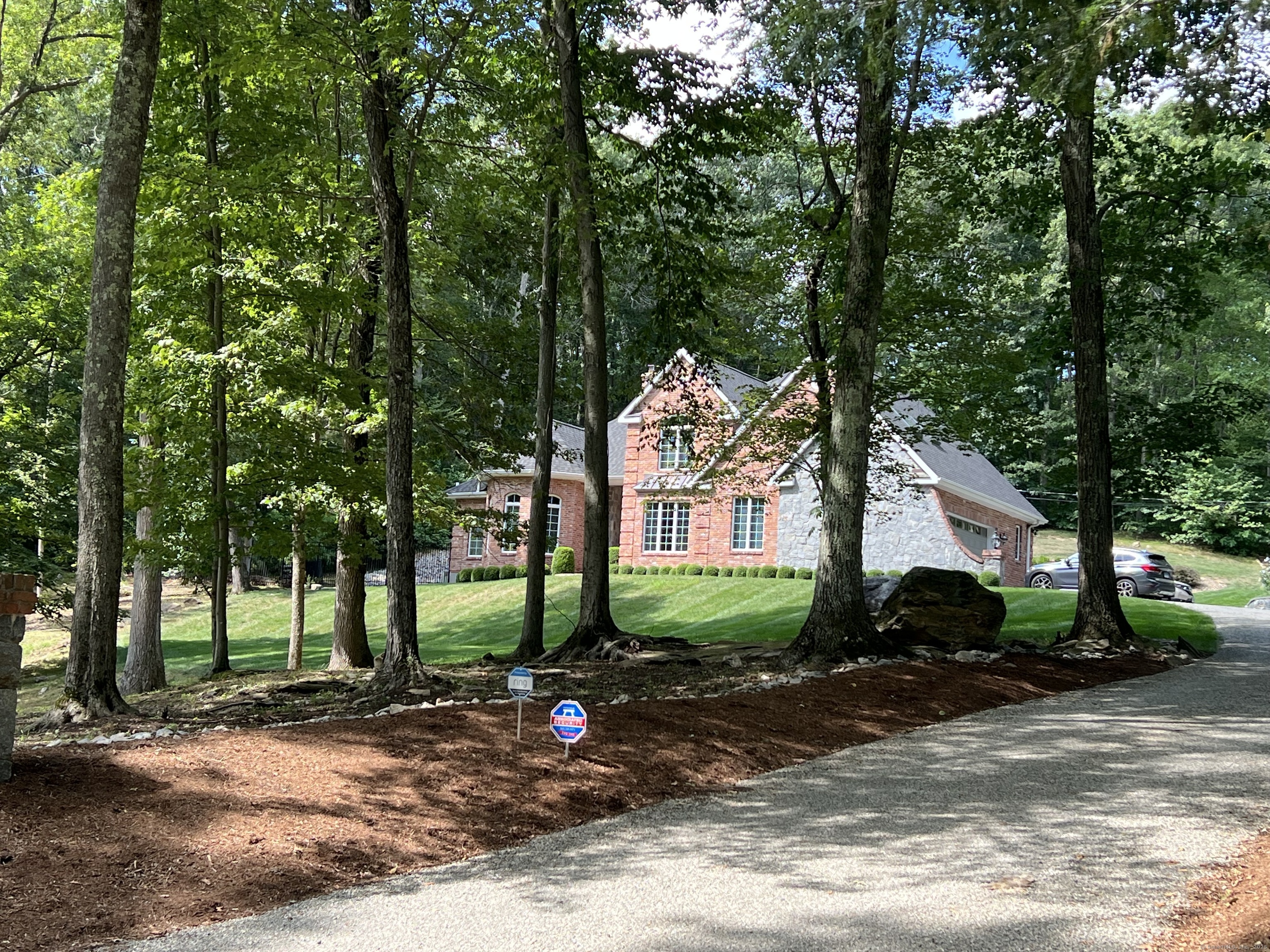 Property Photo:  694 Higganum Road  CT 06422 