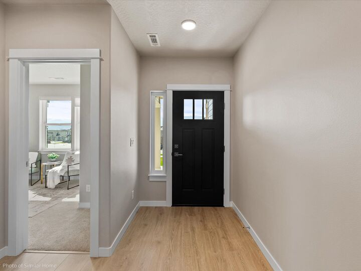 Property Photo:  5328 N Sun Beam Ln 11/1 Orchard  WA 99217 