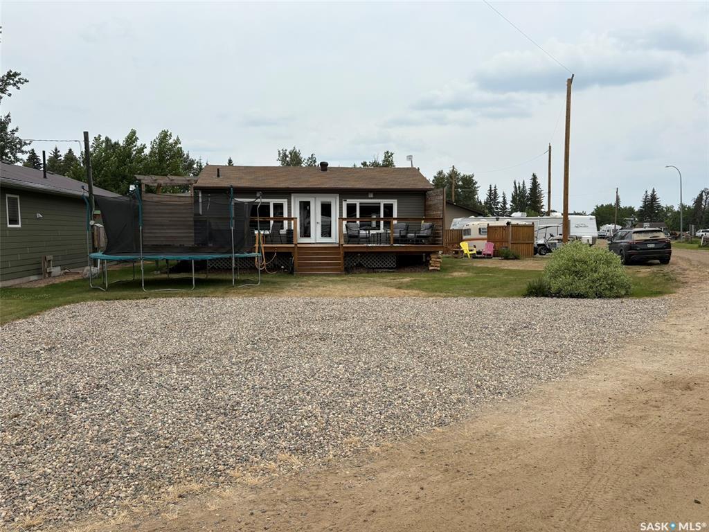 Property Photo:  301 Corrigal Crescent  SK S0M 0Y0 
