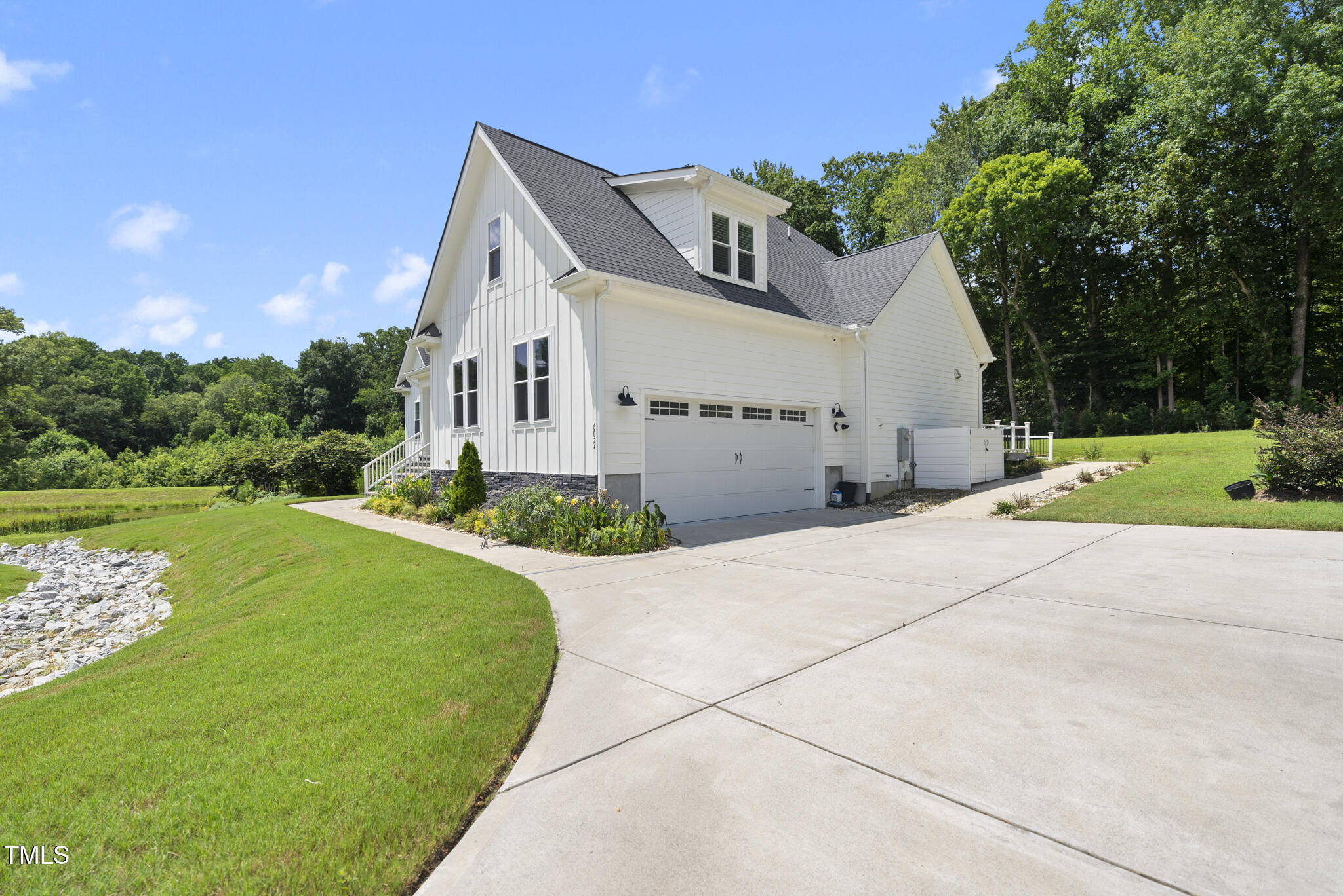 Property Photo: 6024 Lunenburg Drive NC 27603