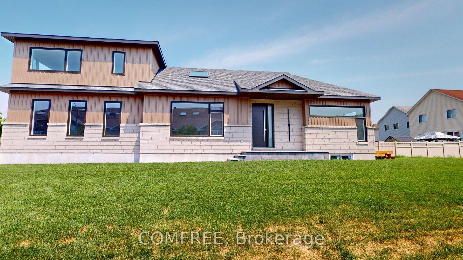 Property Photo:  6584 Windsong Avenue  ON K1C 6M9 