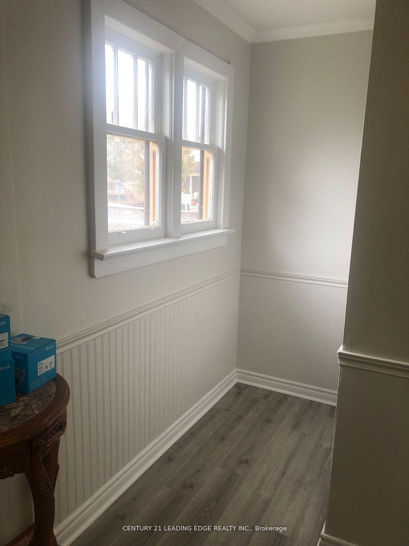 Property Photo: 794 Ritson Road S ON L1H 5L4