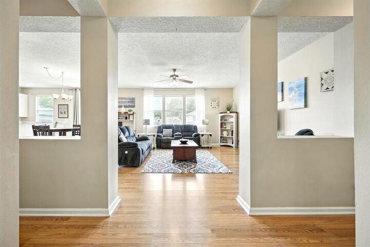 Property Photo: 76073 Long Pond Loop FL 32097