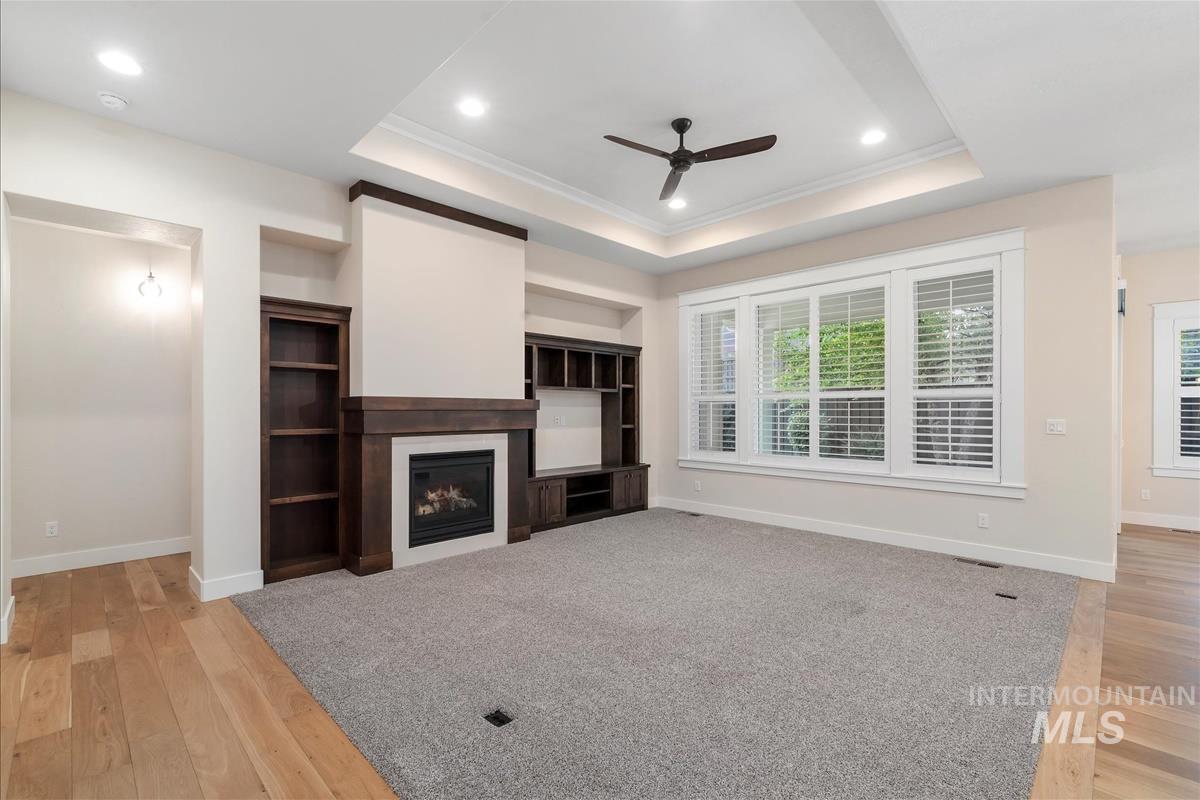 Property Photo: 200 W Pavilion Lane ID 83646