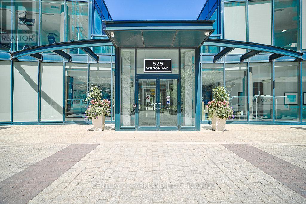 Property Photo: 525 Wilson Avenue 930 ON M3H 0A7