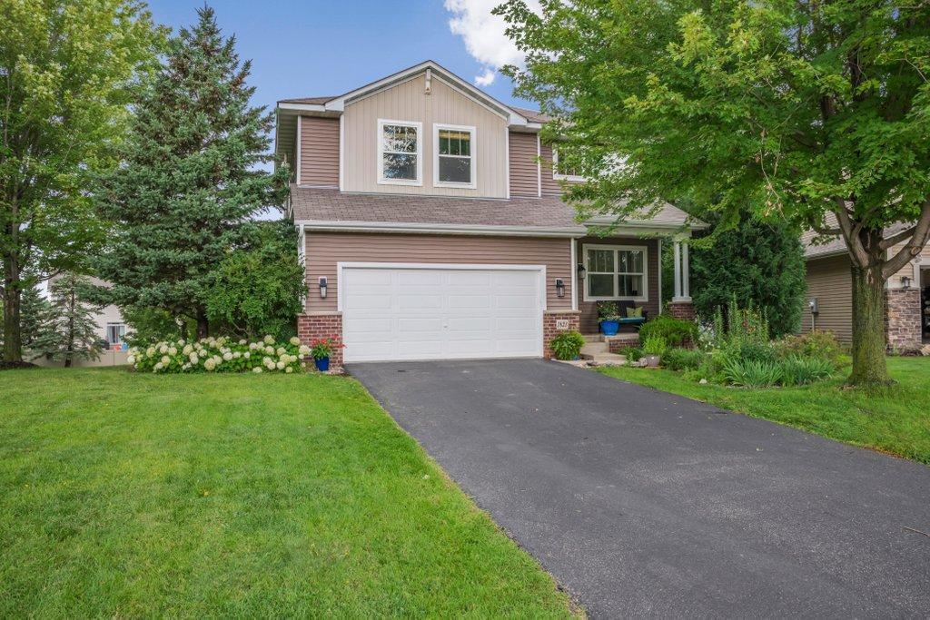 Photo de la propriété: 1823 Red Oak Ridge MN 55315