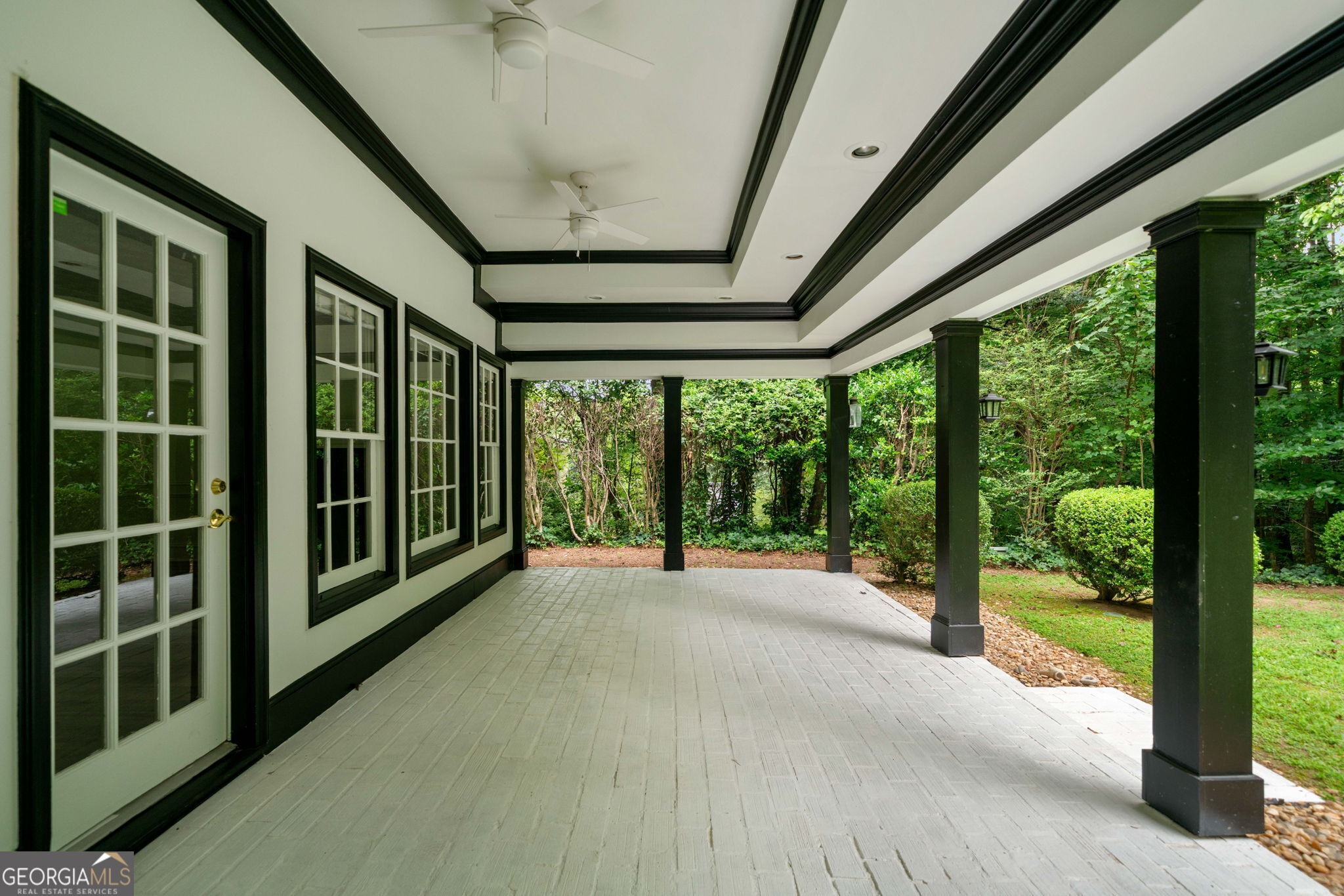 Property Photo: 4220 NE Singing Post Lane NE GA 30075