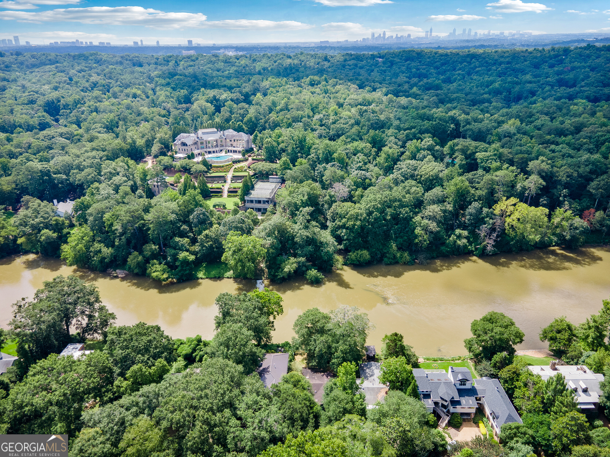 Property Photo: 3941 Paces Ferry Drive SE GA 30339