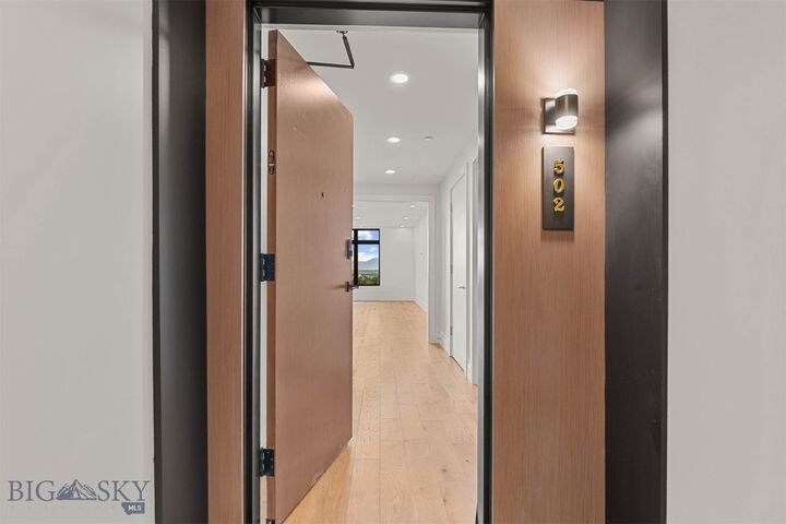 Property Photo: 315 N Tracy Avenue 502 MT 59715