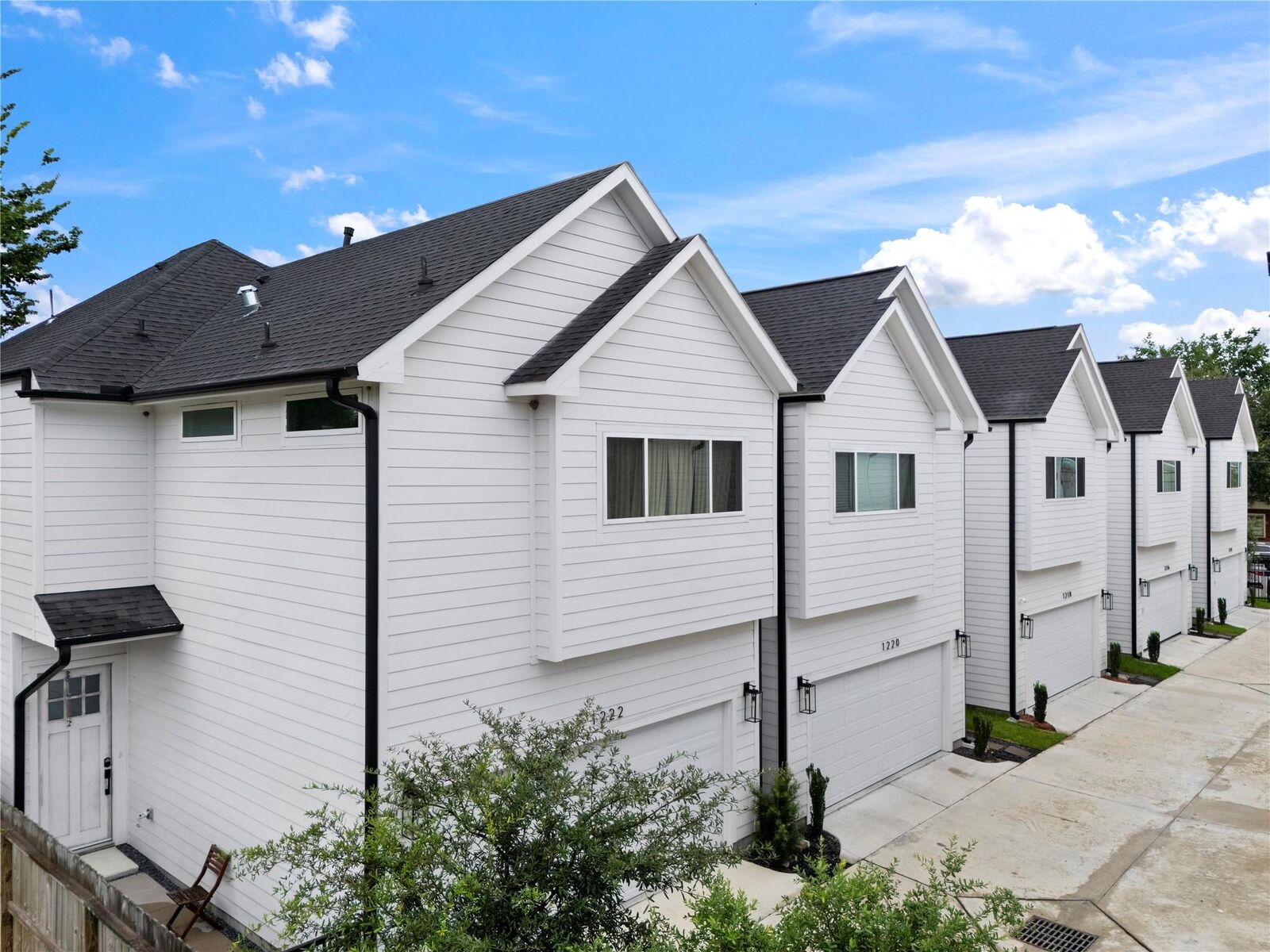 Property Photo: 1222 McNeil Street TX 77009