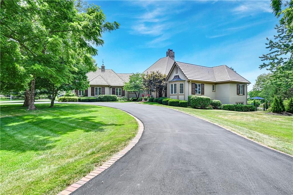 Property Photo: 16800 Grace Drive MO 64012