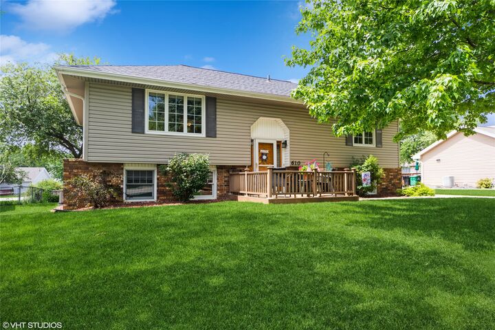 Property Photo:  610 NW Westwood Street  IA 50023 
