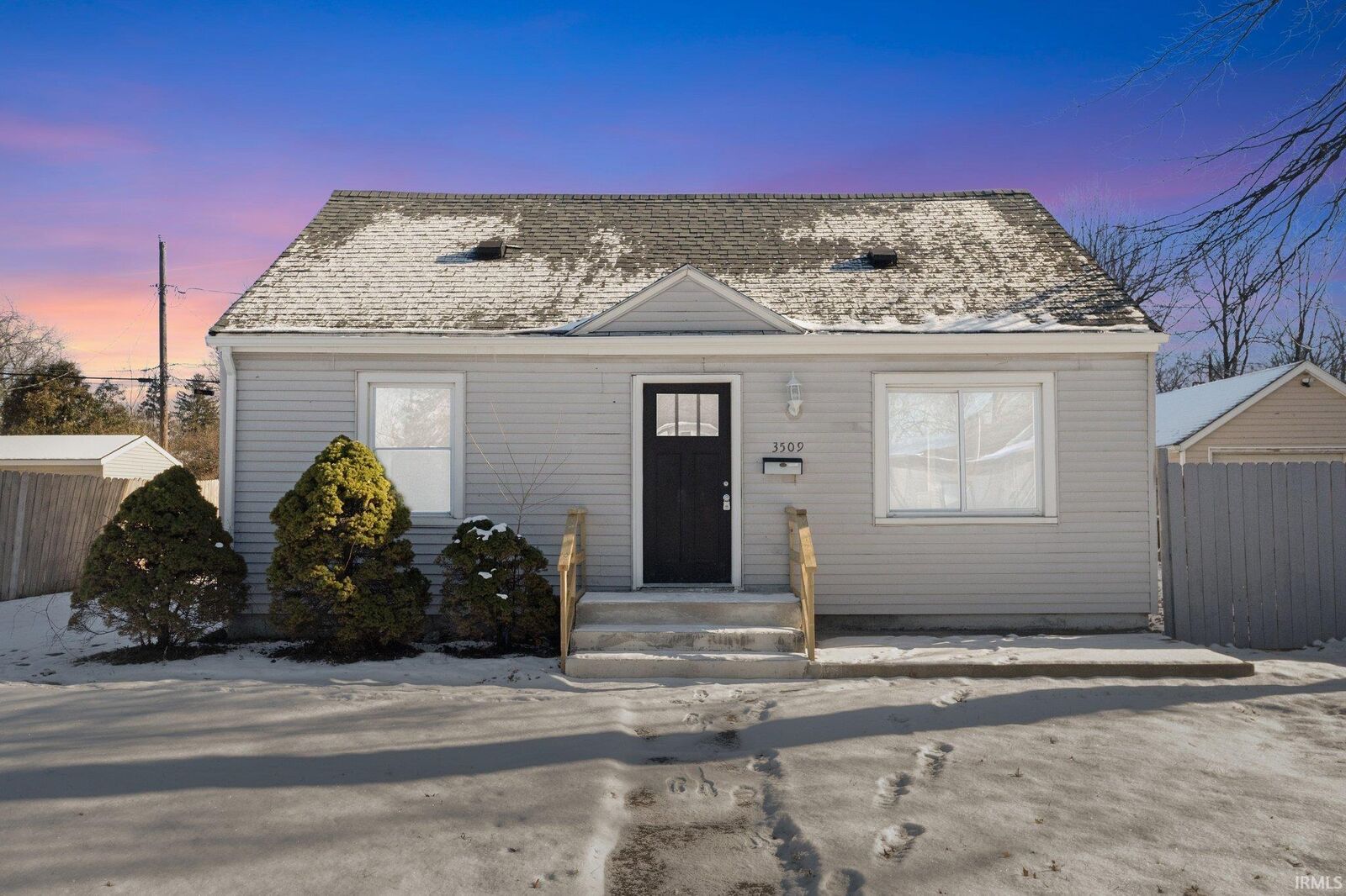 Property Photo: 3509 Plaza Drive IN 46806-4344