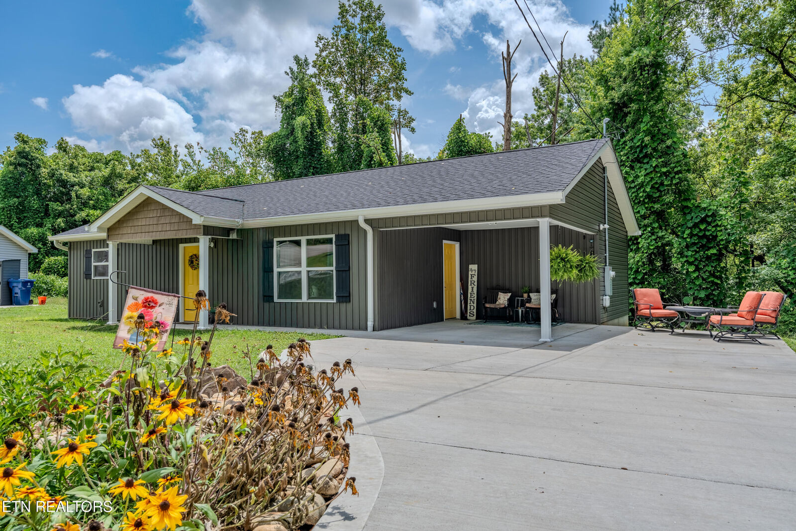 Property Photo:  105 Wealdwood Drive  TN 37716 