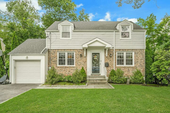 100 Clarence Road  Scarsdale NY 10583 photo