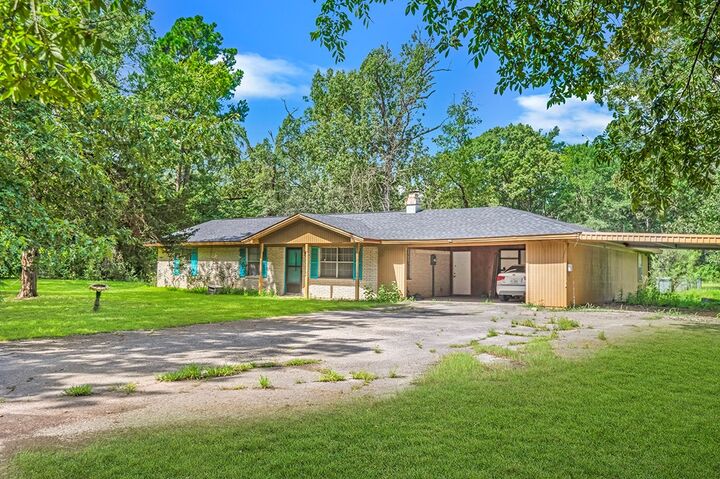 Property Photo:  131 Lancewood Circle  TX 75904 
