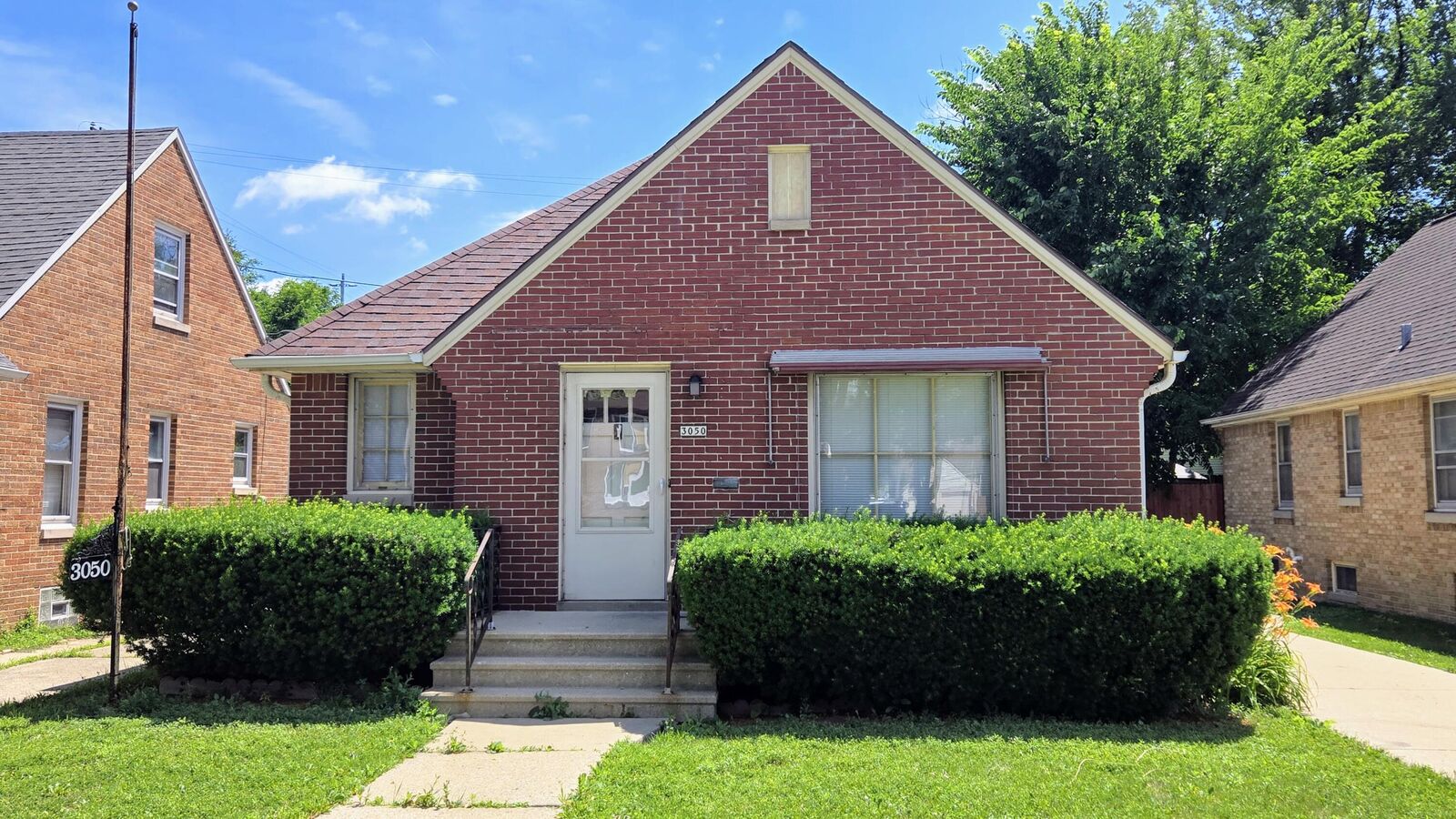 Property Photo: 3050 N 76th St WI 53222