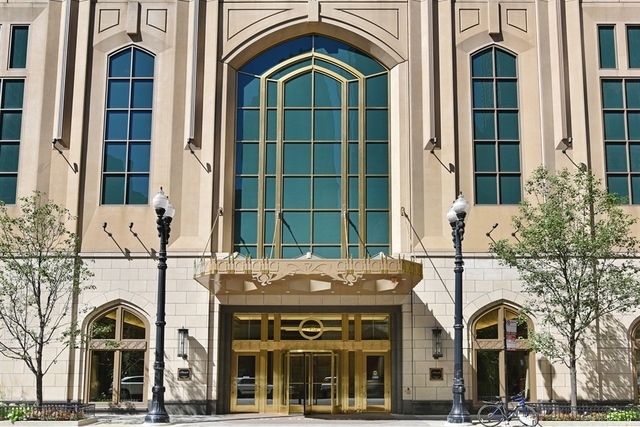 Property Photo:  21 E Huron Street 2606  IL 60611 