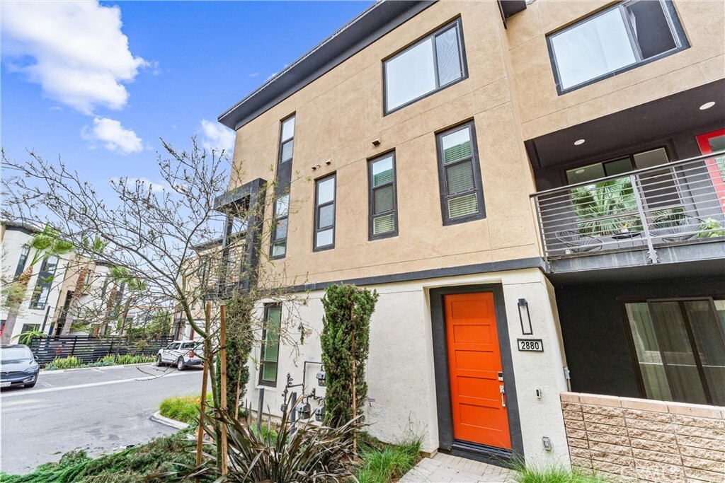 2880 N Glassell Street  Orange CA 92865 photo