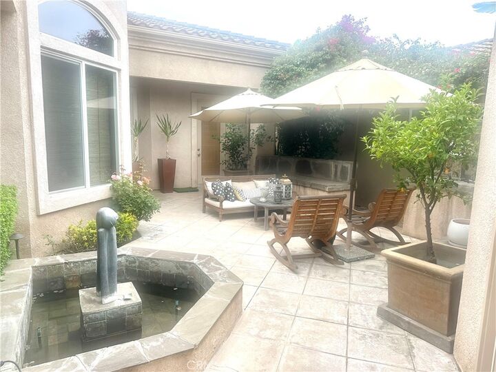 Property Photo:  5614 Queen Palms Drive  CA 92506 