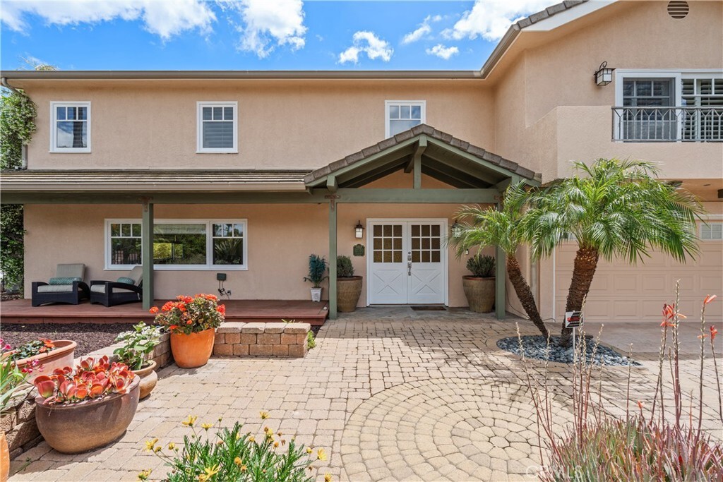 Property Photo: 22550 Flamingo Street CA 91364