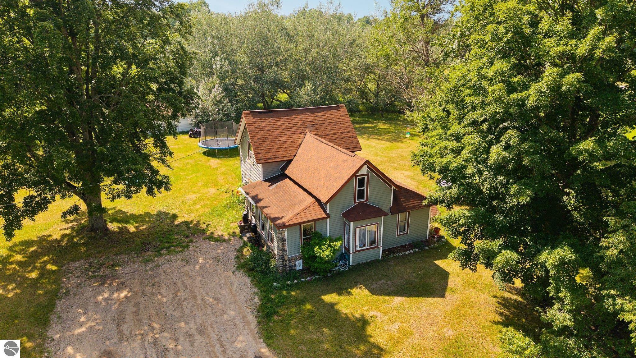 Property Photo:  6531 N 35 Road  MI 49663-9756 