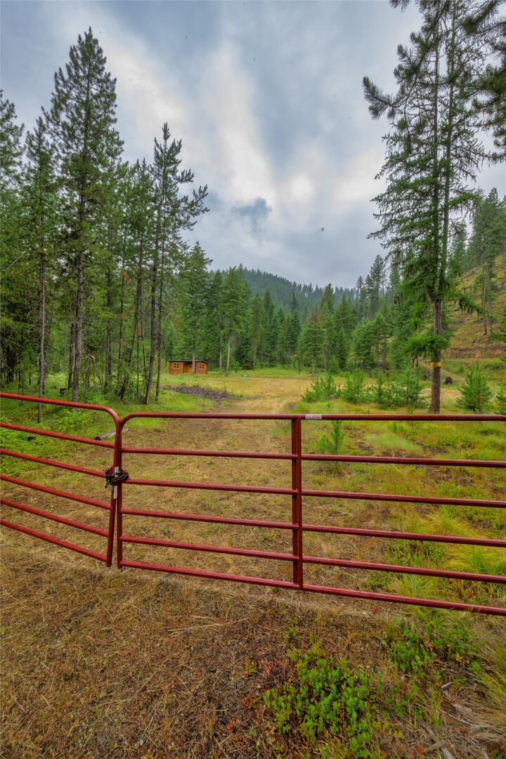 Property Photo:  Nhn Cabin City Loop Lot 52  MT 59866 